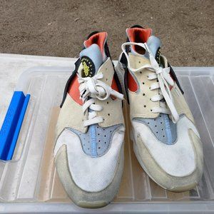 2021 NIKE AIR Huarache Multi Color DV2117-700 Men's Size 13 Used No Box